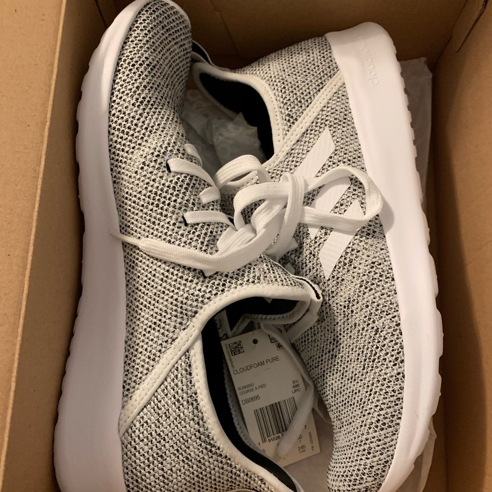 Adidas Sneakers